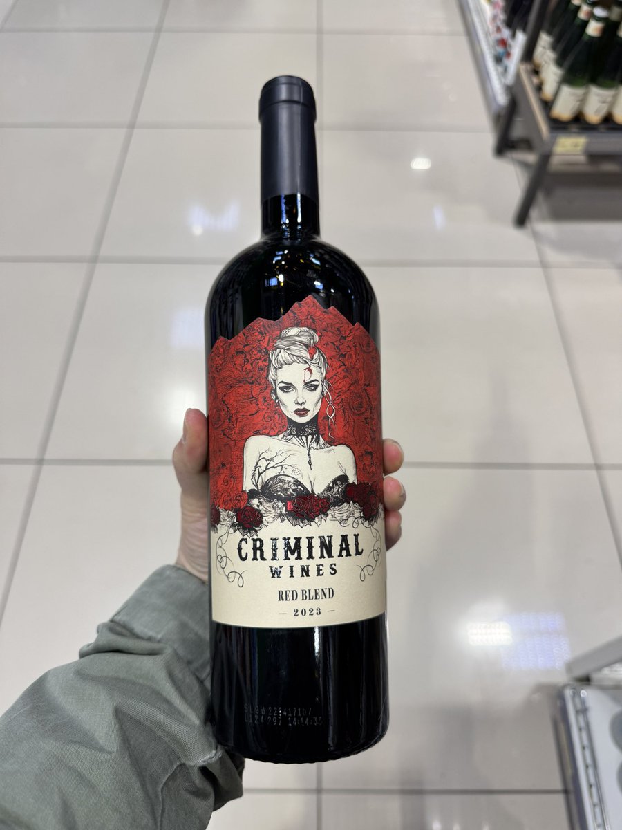 tellrightnow's tweet photo. His&amp;Her 

#wine #winelover #winetime #redwine #winery #his #her https://t.co/xvtmYDJMa6