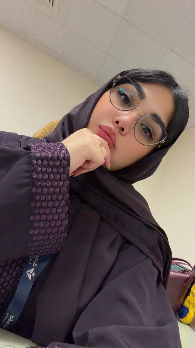 aimizain's tweet photo. Your safety instructor 🤓 https://t.co/OIJadmFc1c