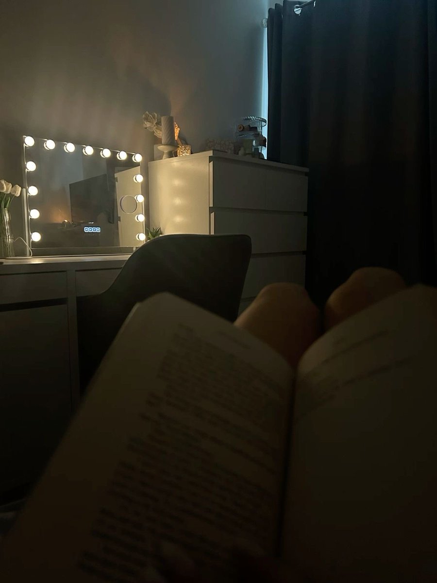 softgirlpenny's tweet photo. Reading my favorite book 📕. Could take a break to talk to some dadas #lowlvl #horny #daddaughter #virgin https://t.co/kb3mrsR7Ss