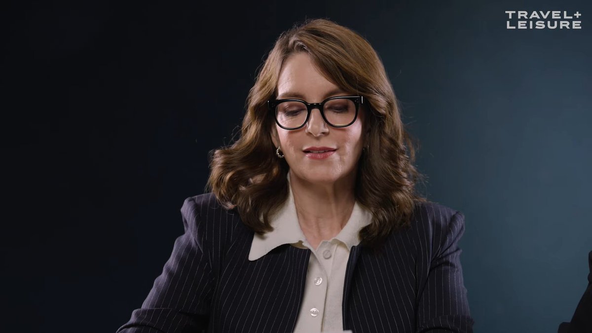 artbymigli's tweet photo. "I had request from the lesbian community to put my glasses on and I’m not one to argue with the lesbian community"
- Tina Fey https://t.co/4n1BbERLdi