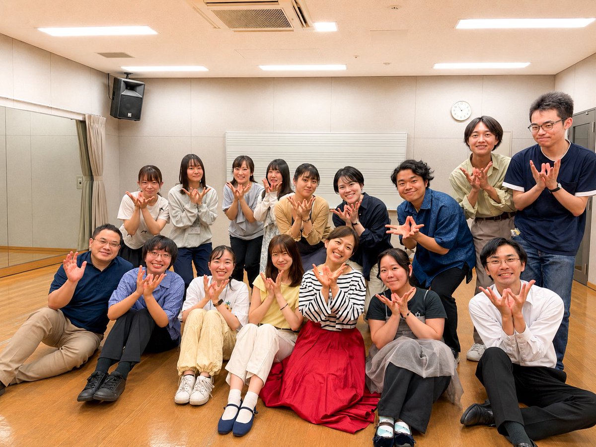 kokohanaproject's tweet photo. 昨日は心に花を咲かせよう合唱団の5月度定例会でした！ここはなのレパートリーの他に、「リフレイン」「手紙〜拝啓一五の君へ〜」などにも取り組みました！飛び入りでの参加もあり、楽しい時間になりました☺️ https://t.co/EQpmNyWDon