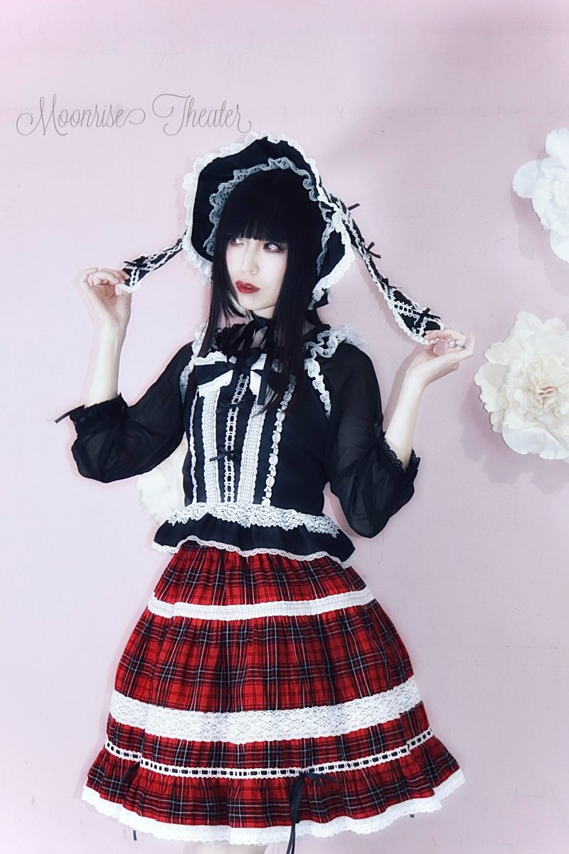 レースアップうさ耳ボンネット（黒×オフ白） Onlineshopにて販売中
