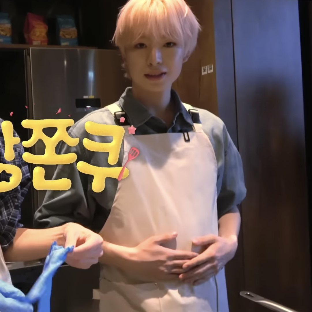 hugmemandu's tweet photo. 올챙이배 나올때마다 내배봐바…. 하는눈빛으로 쳐다보시고ㅋㅋㅋㅋㅋㅋㅋㅋㅋㅋㅋㅋ https://t.co/zdWRIAM3Kj