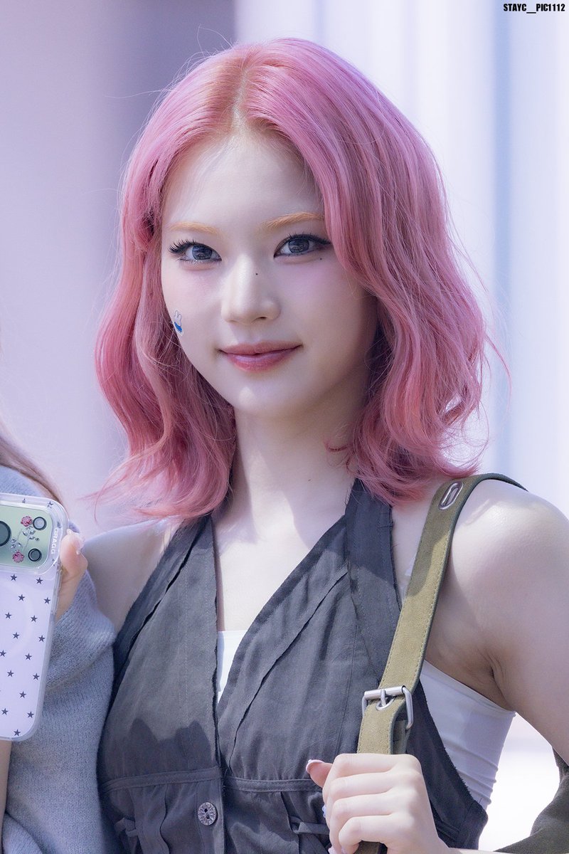 STAYC_PIC1112's tweet photo. 260530 #스테이씨 #STAYC #아이사 #isa https://t.co/kCOFnES5k5
