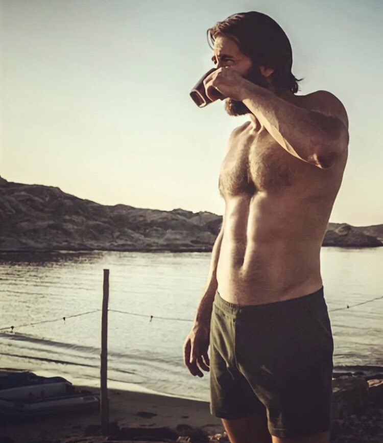 stuckyabyssal's tweet photo. Theses Steve's version would fuck bucky until he screamed ENOUGH https://t.co/WUrJ4O6Kj4