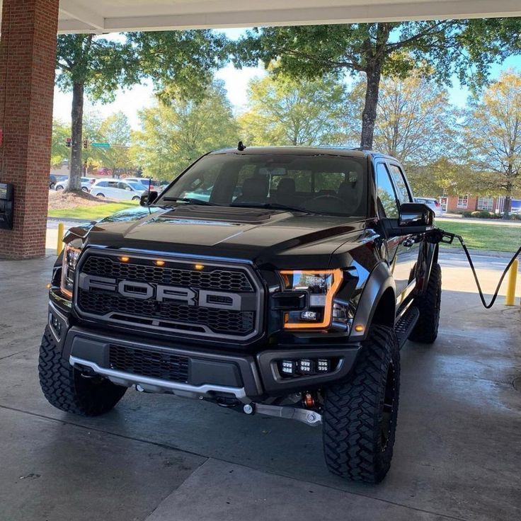 Car Porn tweet media