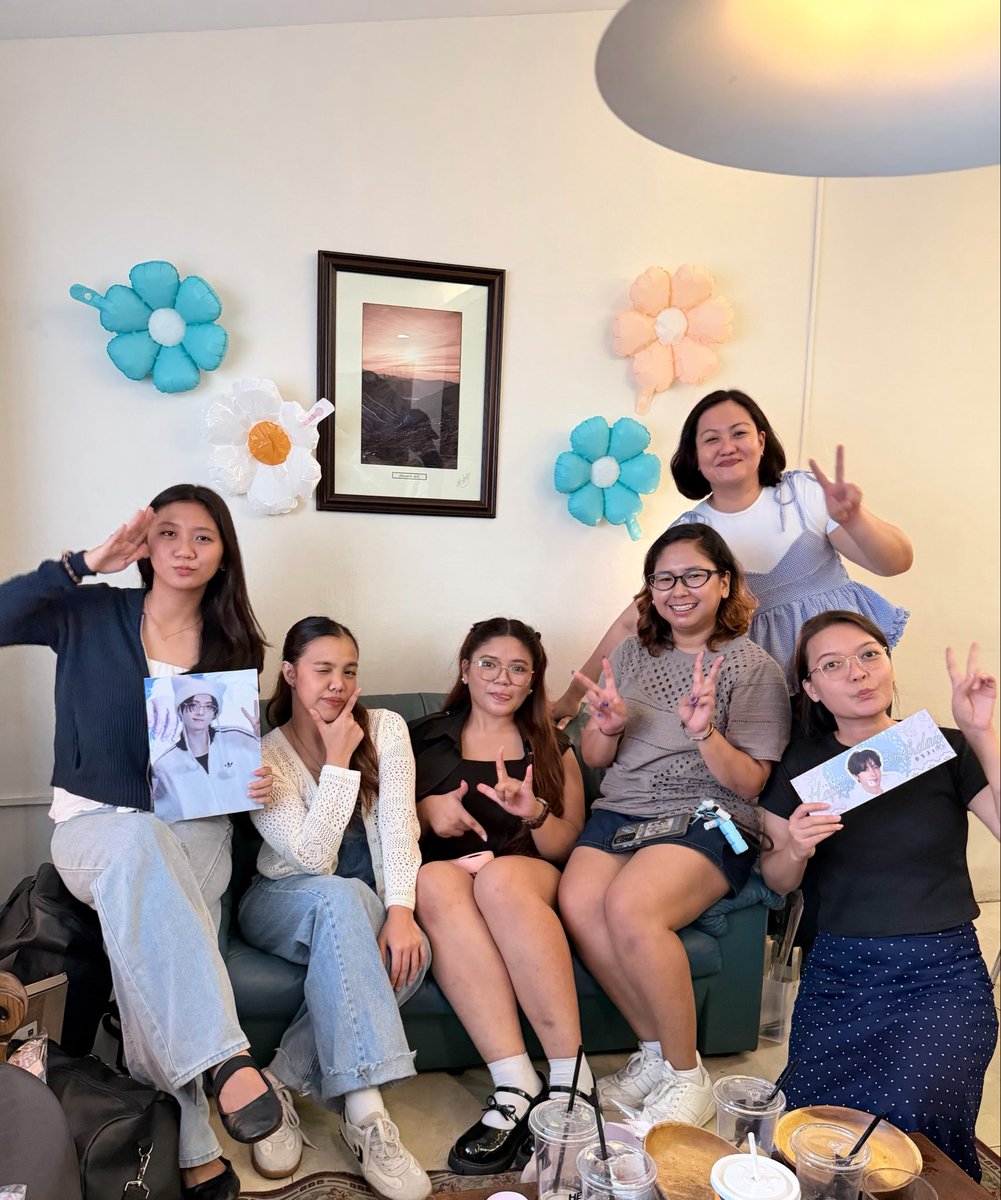 jayde_42's tweet photo. happy birthday uri Youngjae 🎉🩵
thank you so much @twsproject42 for organizing this event 🫶🏻 

#MonCheriAmour #영재야_생일빵은_볼찌빵 
#ForeverYOUNGjaeDay https://t.co/Hnta04a2Cn