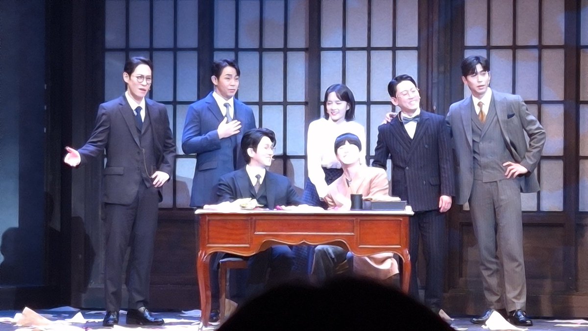 mesicalo's tweet photo. 뭐죠 https://t.co/4vky3DsZsp