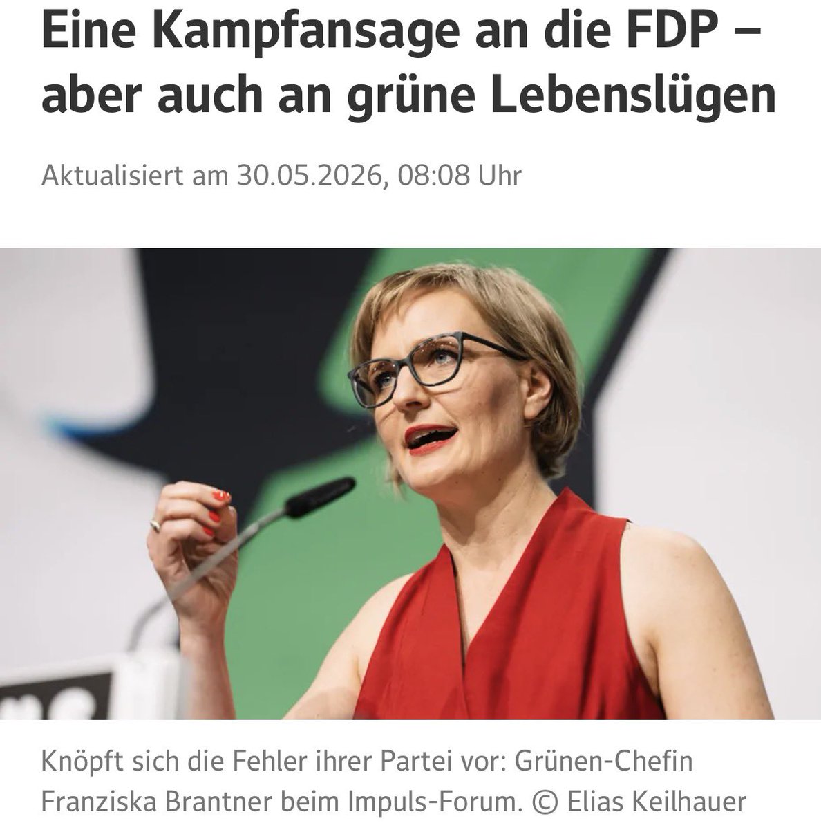 Faktencheck2030's tweet photo. 💚Die Grünen vollziehen eine Neuausrichtung und bedienen sich an der Insolvenzmasse der FDP.  Franziska Brantner stellt den Freiheitsbegriff ins Zentrum – verstanden als #Freiheit durch faire Chancen, gute Bildung und gesellschaftlichen Zusammenhalt.

Zugleich übt die Partei offen Selbstkritik: zu viele Identitätsdebatten, zu wenig Fokus auf die Lebensrealität von Pflegerinnen, Handwerkern oder Lkw-Fahrern. Begriffe wie Freiheit, #Heimat und Zugehörigkeit sollen nicht länger politischen Gegnern überlassen werden.

Die Botschaft lautet: Menschen sollen sich gesehen, gehört und respektiert fühlen. Freiheit, Zuversicht und Aufstiegschancen statt Angst und Stillstand – möglicherweise der Beginn einer echten Erneuerung der #Grünen.