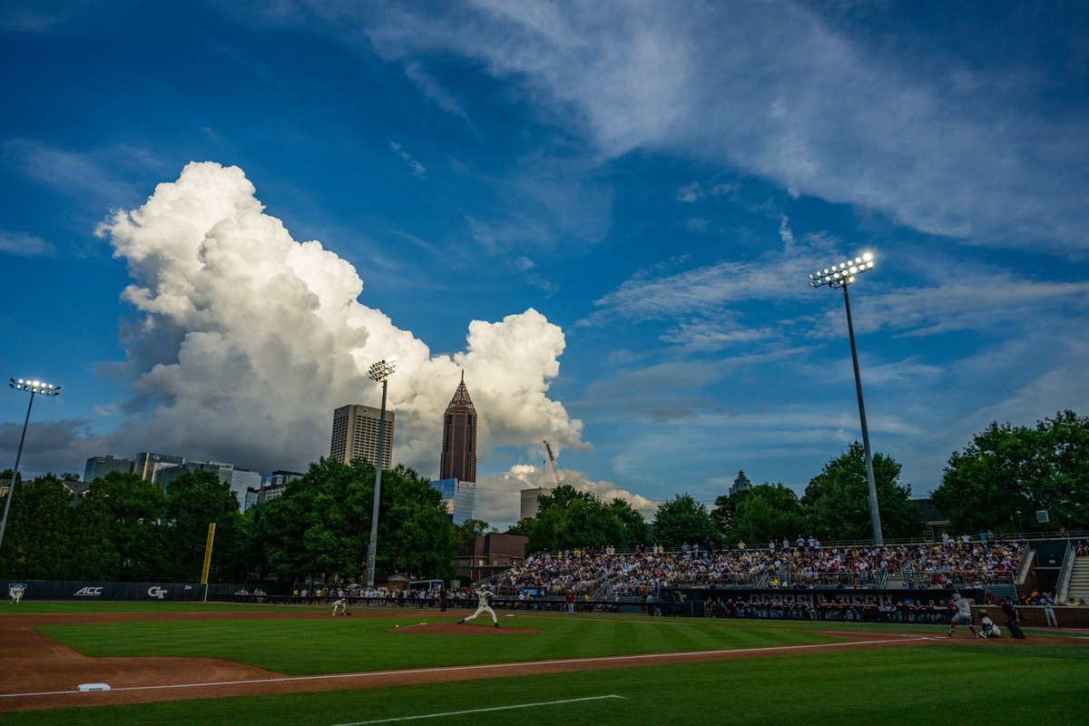 eldon90's tweet photo. No #FavFour 📸 for Jackets After Dark because 1am was just too late/early to post after the @GTBaseball win over OU on the #RoadToOmaha! Here's a 🧵 instead! #StingEm 🐝 https://t.co/aDaxK5SI6J
