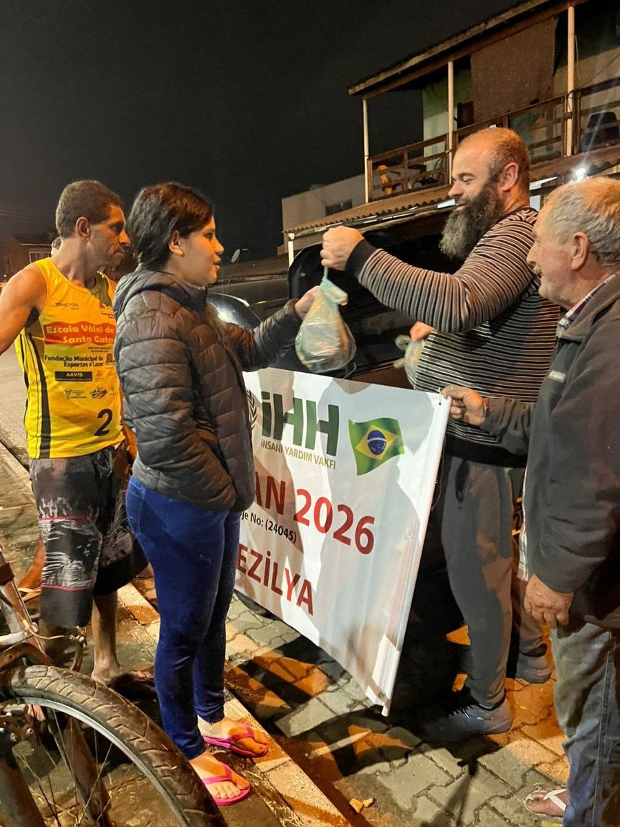 ihhinsaniyardim's tweet photo. 🐑 Kurban 2026 - Brezilya 🇧🇷

Sao Paulo kentinde kurbanlıklarımızı kesip, ihtiyaç sahibi ailelere dağıtımlarını gerçekleştirdik.

Kurban Kardeşliğe Çağrı 🤍 https://t.co/Sjvc09BocZ