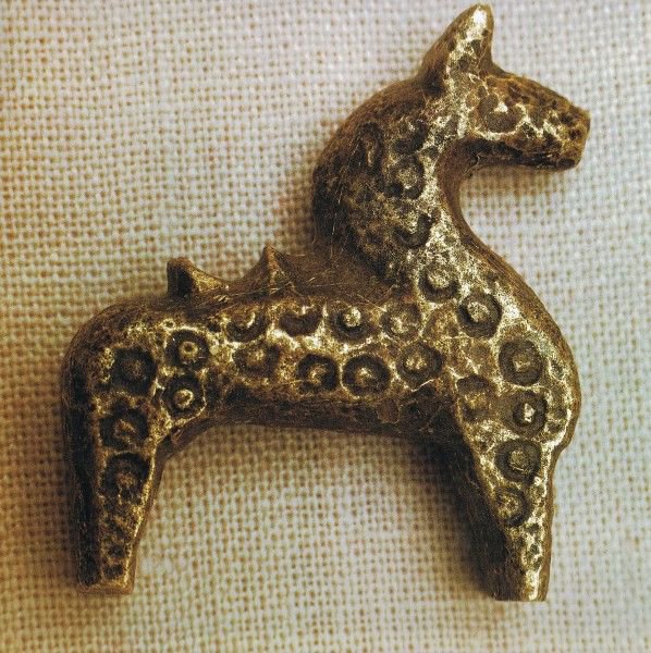 StefCvetkovic's tweet photo. I made a wooden toy horse for my son, based on an 11th century bronze horse from Wolin, Poland. https://t.co/jXe2aAXCOK