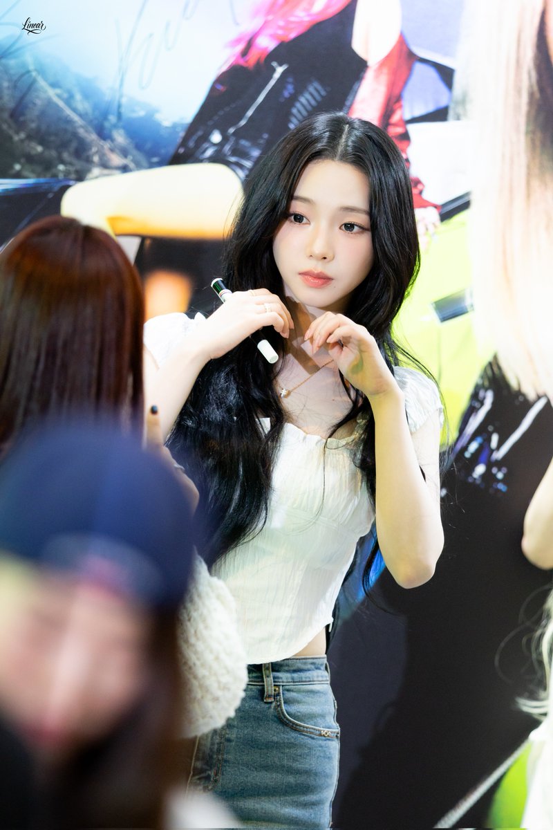 linear411's tweet photo. 260531 레모네이드 팝업스토어
#카리나 #karina #カリナ #aespa #에스파 https://t.co/mWQbxvE9kU