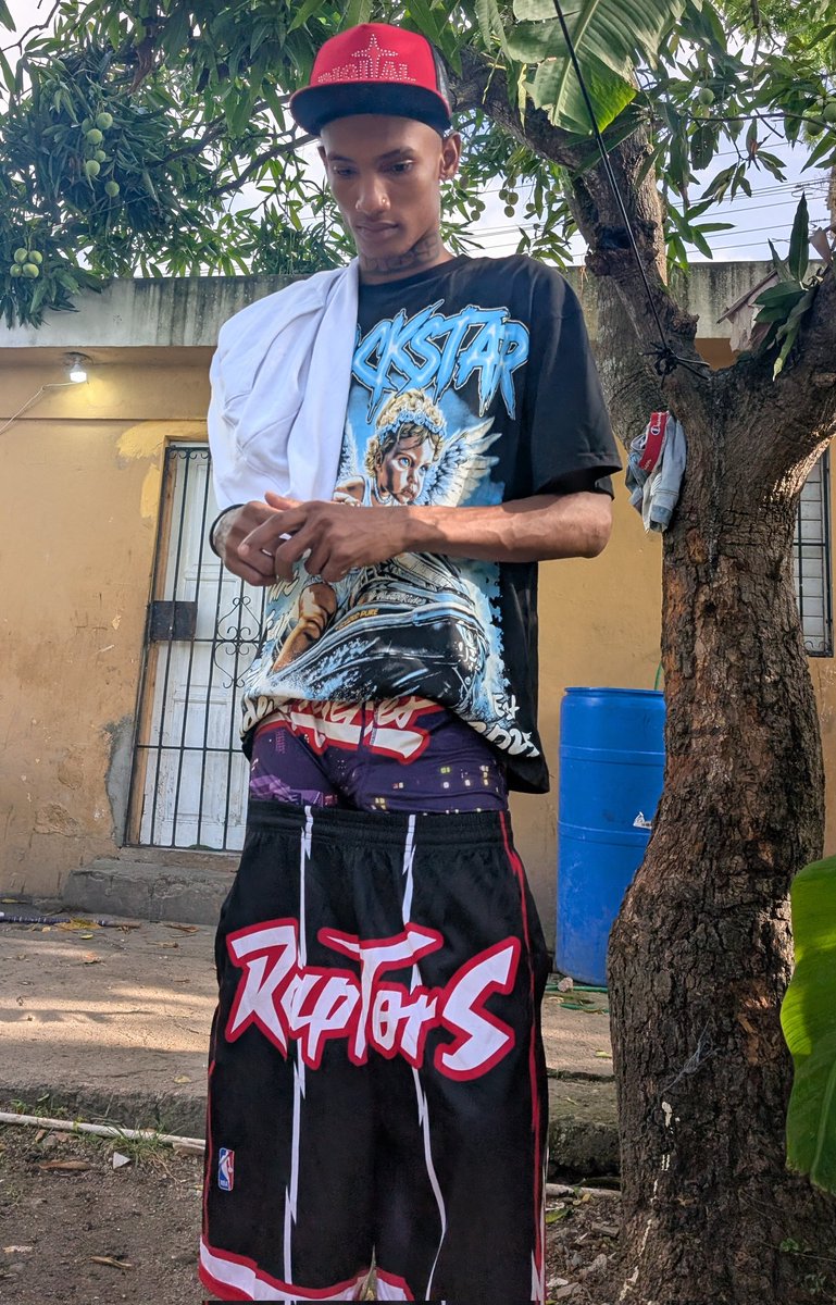 sagging_thugs's tweet photo. Go fw my music: https://t.co/CrD3KMpXiM https://t.co/uBMhq3DVyT