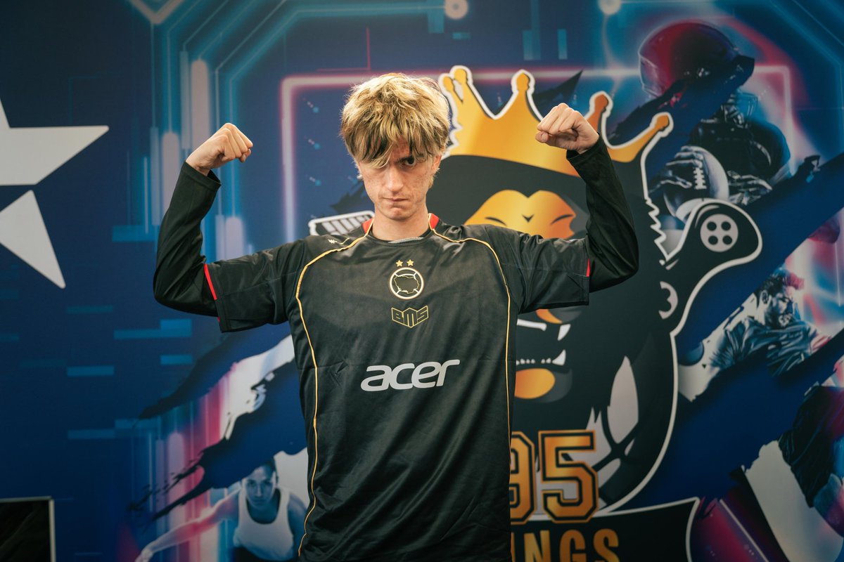 BMS_CREW's tweet photo. GRANDE FINALE 

📸 @elevantarts 

https://t.co/xV48QzlckW https://t.co/21MgmhAh3K