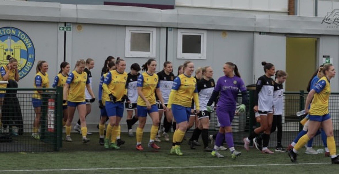 STFC_Ladies's tweet photo. Another huge moment this season, playing a team two leagues above in a 𝙨𝙚𝙢𝙞 𝙛𝙞𝙣𝙖𝙡 👏 

#UTA ⚓️ https://t.co/y9gr7Xs7xc