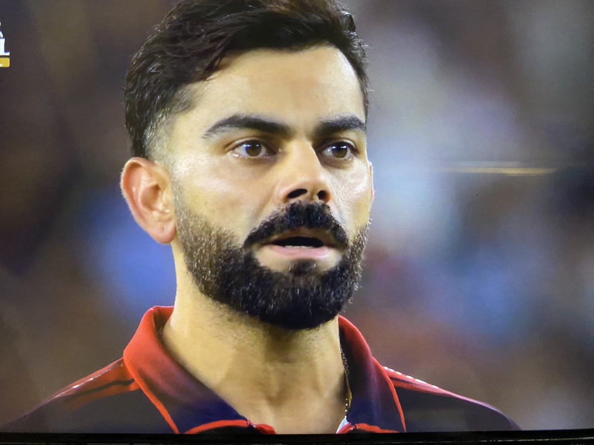 LIFEMOTO__09's tweet photo. First time I like this @imVkohli 
All the best rcb 😁
 #RCBvsGT https://t.co/qhIvB69RZg
