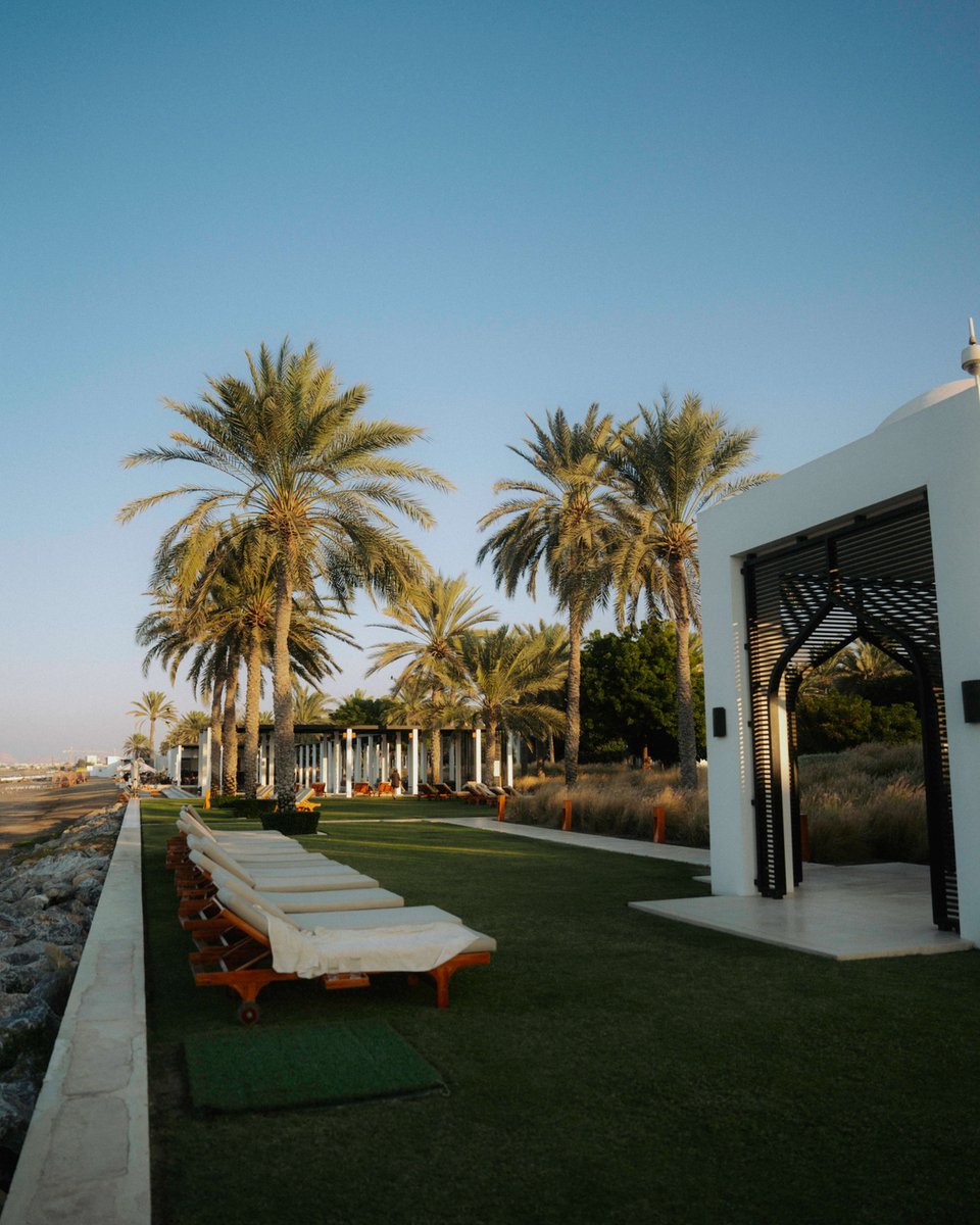 Thechedimuscat's tweet photo. From quiet gardens to the edge of the sea, every outdoor space invites you to slow down and stay a while.

#TheChediMuscat #Oman #LHWtraveler #ChediHospitality #AVoyageUnbound https://t.co/PMwr7OgKJa