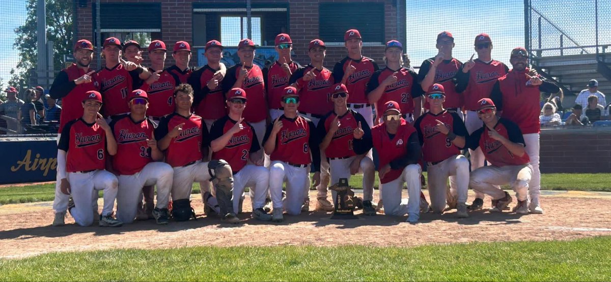 NBHuronBaseball's tweet photo. Congrats to The Chiefs,District Champs!
This team is special,they play for each other. No personal stats needed today.Max team effort.
Keep Grinding Boys!!⚾️⚾️ https://t.co/KvC5x08MO0