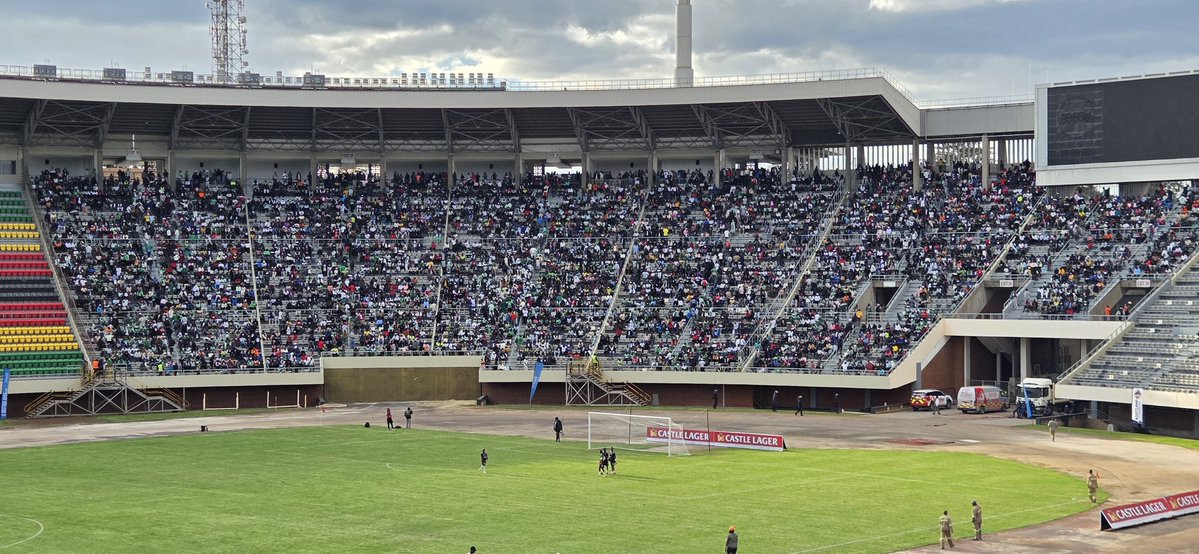 HMetro_'s tweet photo. #MatchDay15 report
Half-Time
Scottland 2-0 CAPS United
Highlanders 1-0 FC Hunters
ZPC Kariba 1-0 Chicken Inn
FC Platinum 0-1 Herentals
Telone 0-1 Agama
Simba Bhora 1-0 Triangle United https://t.co/VF7d9FkQ4m