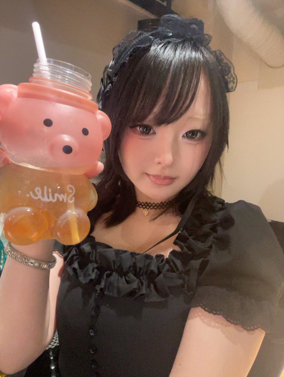 すい@BLACK HONEY tweet media