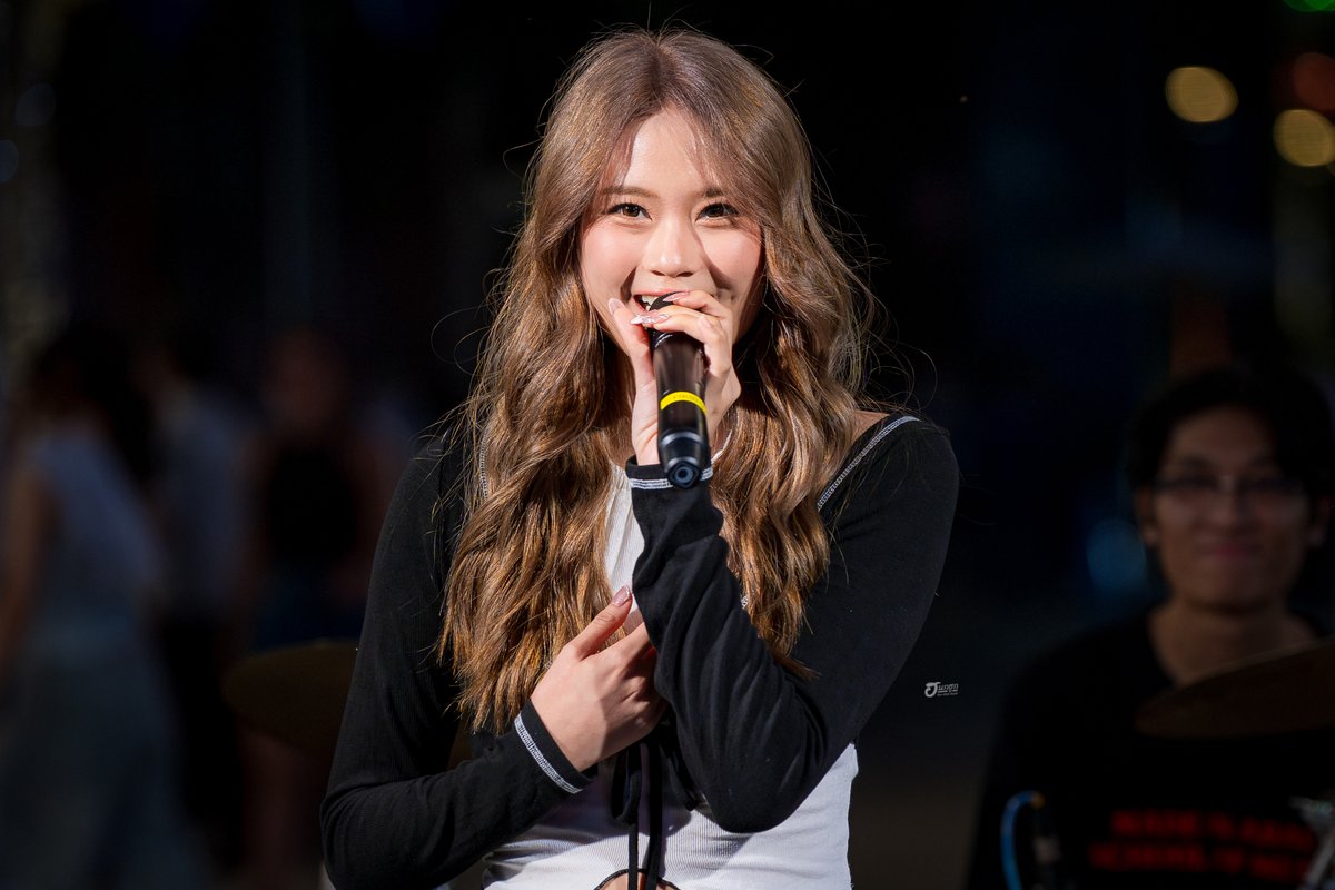 hornokhook48's tweet photo. (1) 🖤🎤✨
#KaofrangYanisa
#ABACMUSIC
#SoundCheckใจผ่านเสียง https://t.co/y2dvEnLjMm