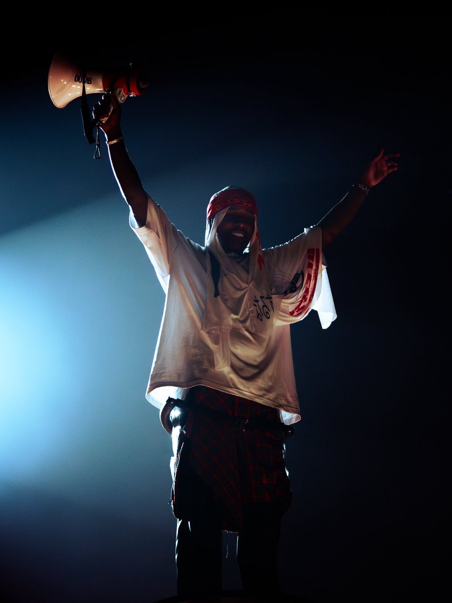 Deedsmag's tweet photo. A$AP Rocky photographed by @pleckham at the first stop of the Don’t Be Dumb Tour in Chicago. 🔥 https://t.co/ImAgRpyQQv