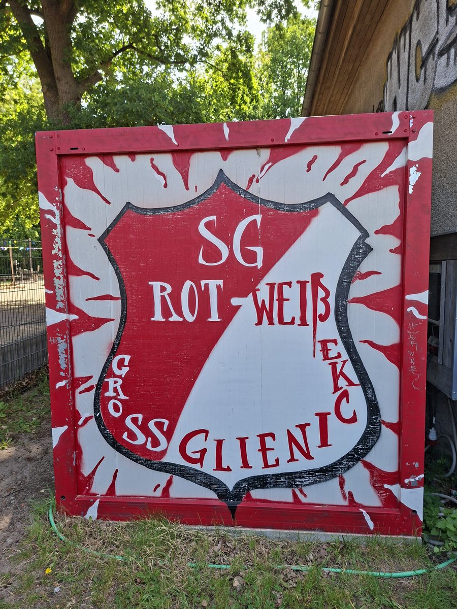 michalachmann's tweet photo. Ground 817, Spiel 115 der Saison 2025/26: SG Rot-Weiß Groß Glienicke II - SG Eintracht 90 Babelsberg, 🇩🇪 Brandenburg 2. Kreisliga Havelland, Sportplatz Groß Glienicke https://t.co/nRi7tj6Myg