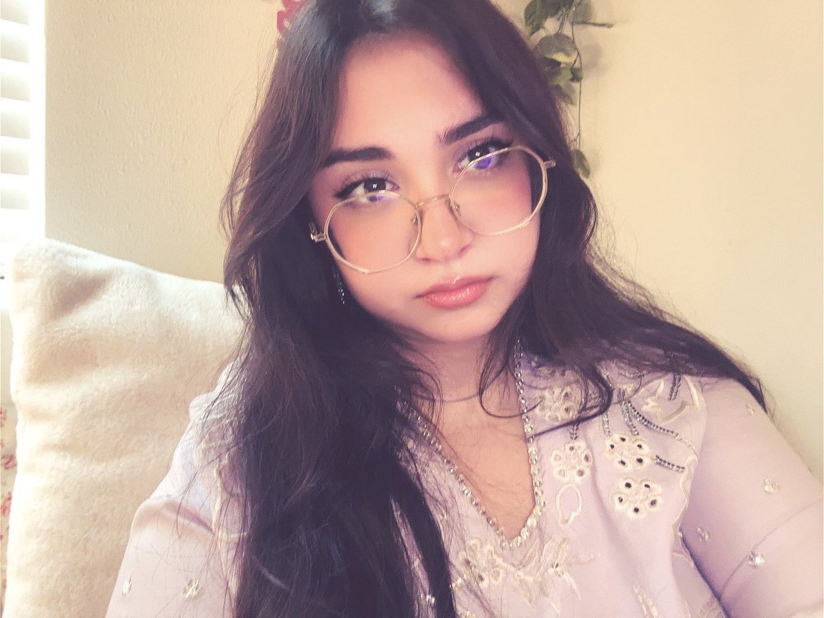 𝓐𝓷𝓰𝓮𝓵𝓮𝓶𝓲 ⋆౨ৎ tweet media