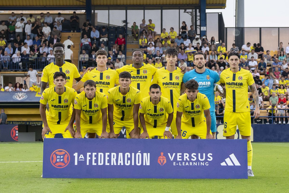 CanteraGrogueta's tweet photo. Los once que han salido a darlo todo 💛

#VillarrealBZamoraCF 2⃣-0⃣ (25') https://t.co/I43AAYeVfC