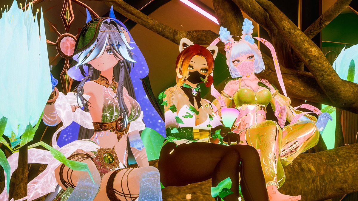 ChewableRose's tweet photo. I’ve infiltrated the moonbred they don’t even know it’s really me @LuxeNovaEvents https://t.co/nI3t56KaYN