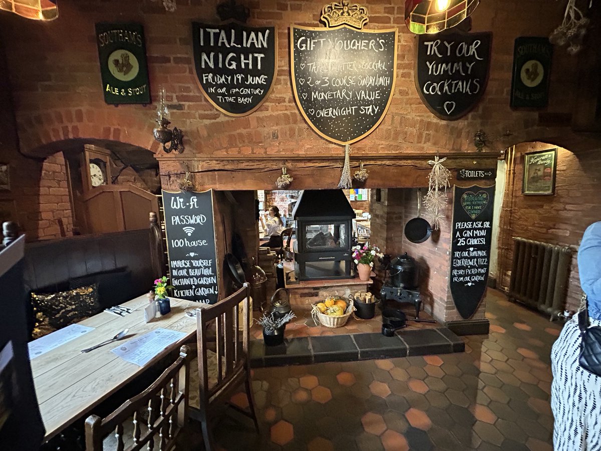 WV14Wolves's tweet photo. Had Sunday dinner at the @TheHundredHouse  . First time visit and we were blown away by how quaint and beautiful it is and how delicious the food was. Beer and service also exceptional. We will definitely be going back https://t.co/GxRp1fY8WZ