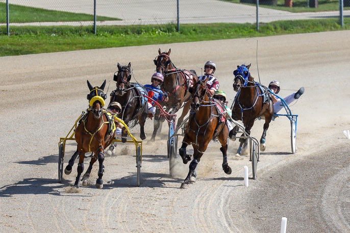 elliottracing99's tweet photo. Carryover Alert | 🚨

The Late Pick 5 at Clinton Raceway will now feature a carryover of $2,799!

🔢| Race 6 https://t.co/WfTZLk4YSk