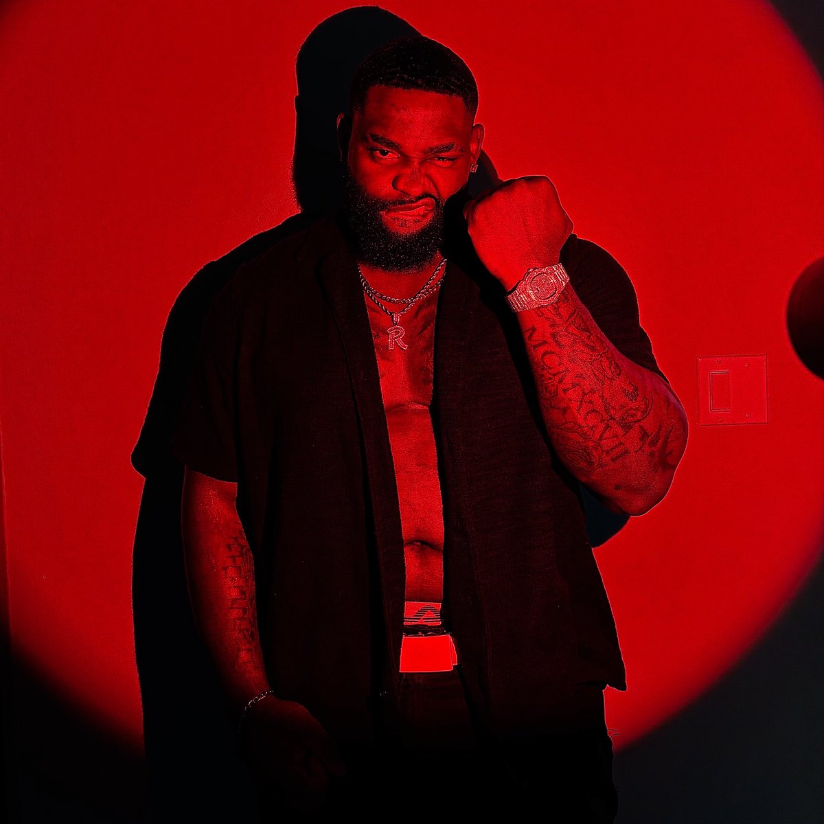 _Tysonwwe_'s tweet photo. The fire never left. It just got hotter🔥
#CHASINGR8NESS
📸: @daniyoh 😤 https://t.co/F68H7PqPBb