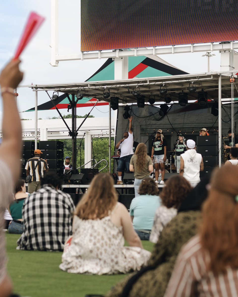 current_landing's tweet photo. MANOR FEST FINALE AT CURRENT LANDING 🎱

Bringing #KCBABY together with local artists at our FIRST concert on site 🤩 https://t.co/NumNfDcvok