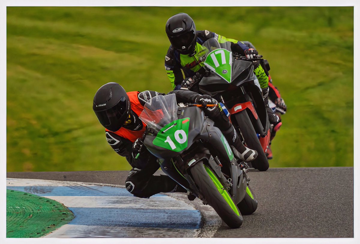 Brian_D2016's tweet photo. Day two of Round 2 of the Scottish Championship Motorcycle Racing at Knockhill. https://t.co/SrFIlC9rQD