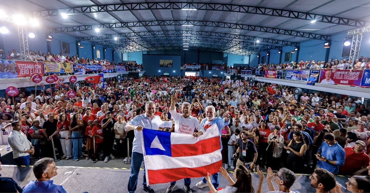 jaqueswagner's tweet photo. FOI LINDO DE VER, SENHOR DO BONFIM! 🫶😁

Que energia surreal, minha gente! O Encontros para o Futuro do Piemonte do Norte do Itapicuru não apenas encheu, ele BOMBOU! 🚀 Ver aquela multidão reunida, me deu ainda mais certeza de que estamos no caminho certo. Que coisa linda ver a nossa gente e a juventude em peso, participando, propondo e mostrando como querem construir a Bahia do futuro. Obrigado, moçada! Esse encontro entrou para a história. Vamos juntos construir o amanhã! 🫱🏼‍🫲🏾✨

📸 Erickson Araújo, Leandro Cardoso, Luís Capellão, Matheus Landim, Ulisses Dumas