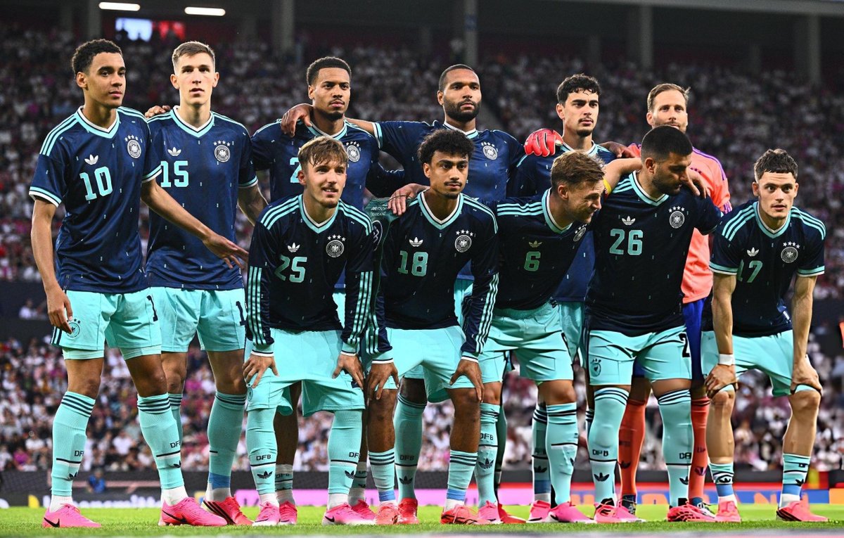 Bayern & Germany tweet media