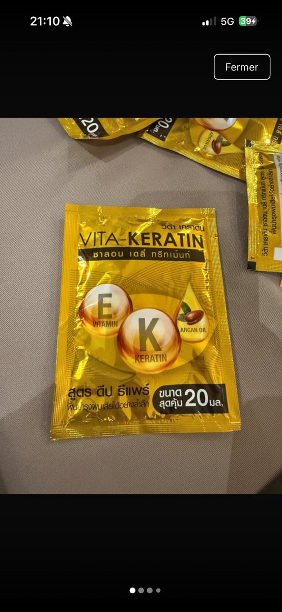 creteillbalard's tweet photo. Urgent les filles svp, celles qui sont déjà allées en Thaïlande, ces deux produits c’est exactement la même chose sous format différent c’est ça ?? https://t.co/7NdPar5ueM