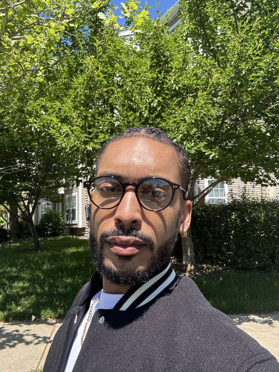 badumachine's tweet photo. Since I haven’t posted on here in awhile. Hi! https://t.co/9olK3keyF6