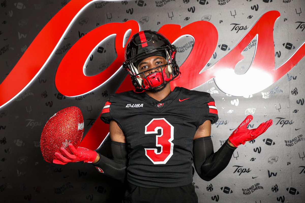 _2Alang's tweet photo. Great visit at Western Kentucky university this weekend!! thank you @_CoachMartin_ @TheKramme for the love and hospitality you guys showed me this weekend along with the staff and coaches @JUCOFFrenzy https://t.co/vI4xem8uPC