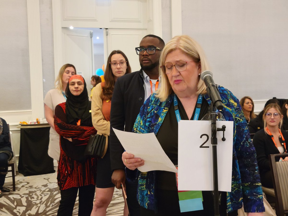 DorisGrinspun's tweet photo. I relish the energy, camaraderie,  and collective #Leadership of over 600 #RN #NP #NursingStudents and friends of @RNAO who celebrated this past Thursday and Friday #RNAO101 Annual General Meeting and all related events.  

Together,  anchored in values of #Health4All we leverage evidence, compassion, and courage to ensure equity, diversity and inclusion deliver the strongest healthy public policies and practices for everyone -- nurses and the people we serve -- everyday and everywhere.

Let's keep going 57,250 members strong and growing 💪 ✨️ 💖 💓 ❤️ 👏🏼 #cdnpoli #cdnmedia #ontpoli #Ontpolitics #Ontmedia @ONThealth https://t.co/gxtyPkoqlo
