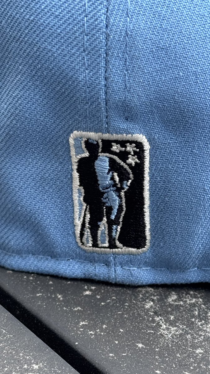 wisedrjr's tweet photo. Today’s “Sunday Funday” hat is a Philadelphia Stars fitted from @EbbetsVintage as the @ColaFireflies celebrate the Negro Leagues today!
#HOTDTheMayor
#365DaysOfHats #Day151 #DHCSportsShow https://t.co/q0wXHNg1HR