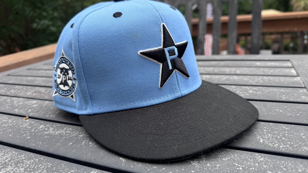 wisedrjr's tweet photo. Today’s “Sunday Funday” hat is a Philadelphia Stars fitted from @EbbetsVintage as the @ColaFireflies celebrate the Negro Leagues today!
#HOTDTheMayor
#365DaysOfHats #Day151 #DHCSportsShow https://t.co/q0wXHNg1HR