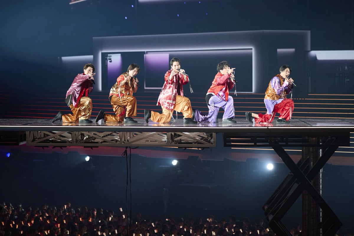 ARASHI tweet media