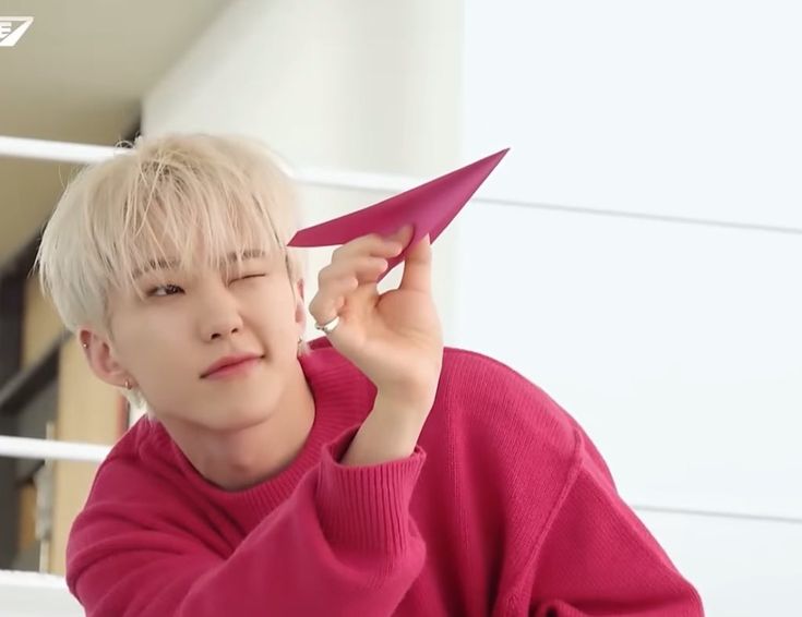 How many days until OT13 SVT return? tweet media