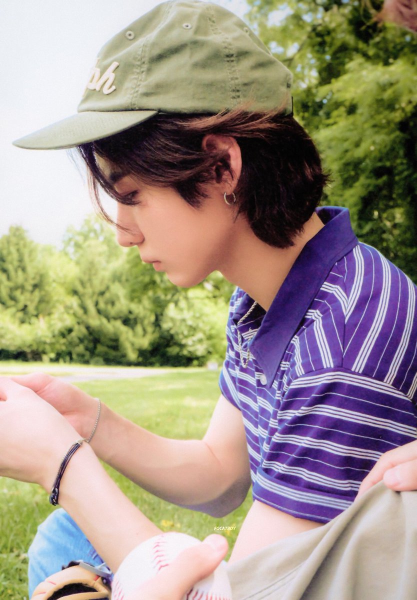pecintaihan's tweet photo. picnic date🎀🧺

#ODSD #ONEDOORSelcaDay #BOYNEXTDOOR
#LEEHAN #이한 @BOYNEXTDOOR_twt https://t.co/F77FPmZyfy