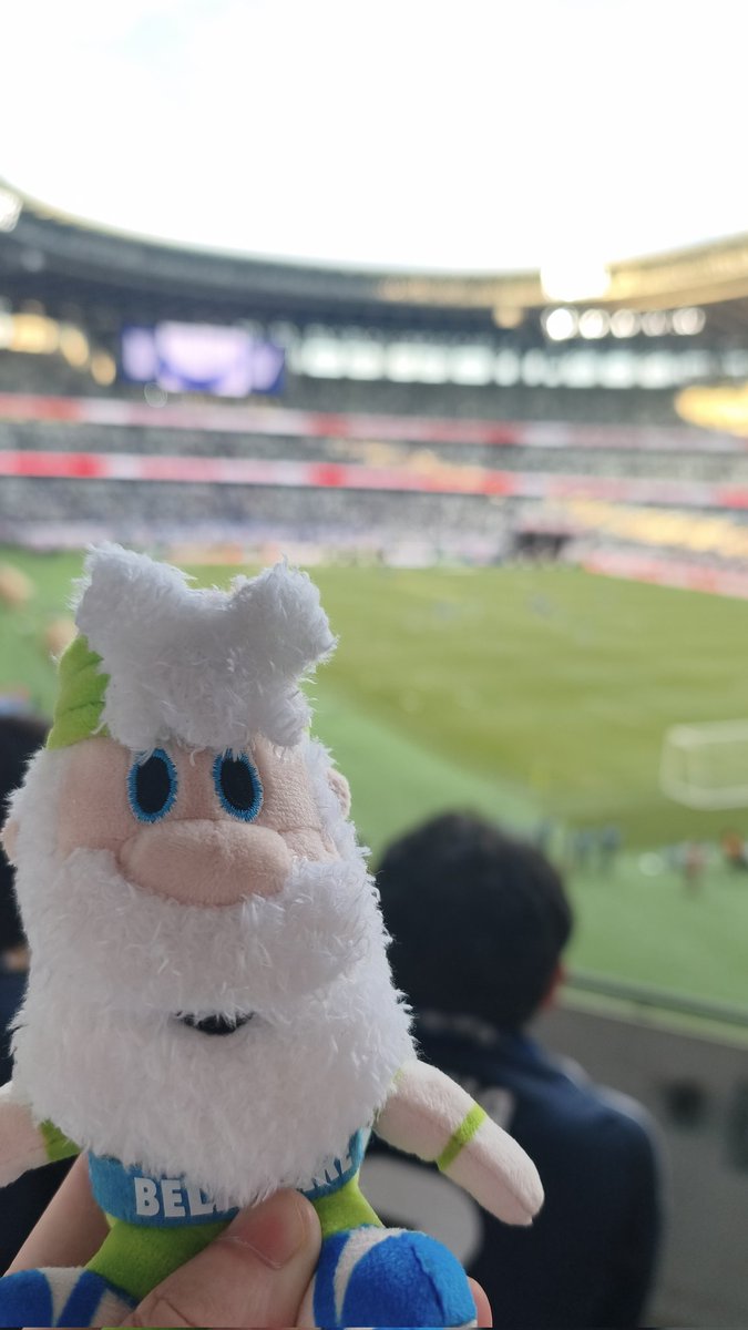 Hatacyy's tweet photo. 楽しかったです代表戦
次はいよいよW杯現地です https://t.co/VEnwU7XW1O