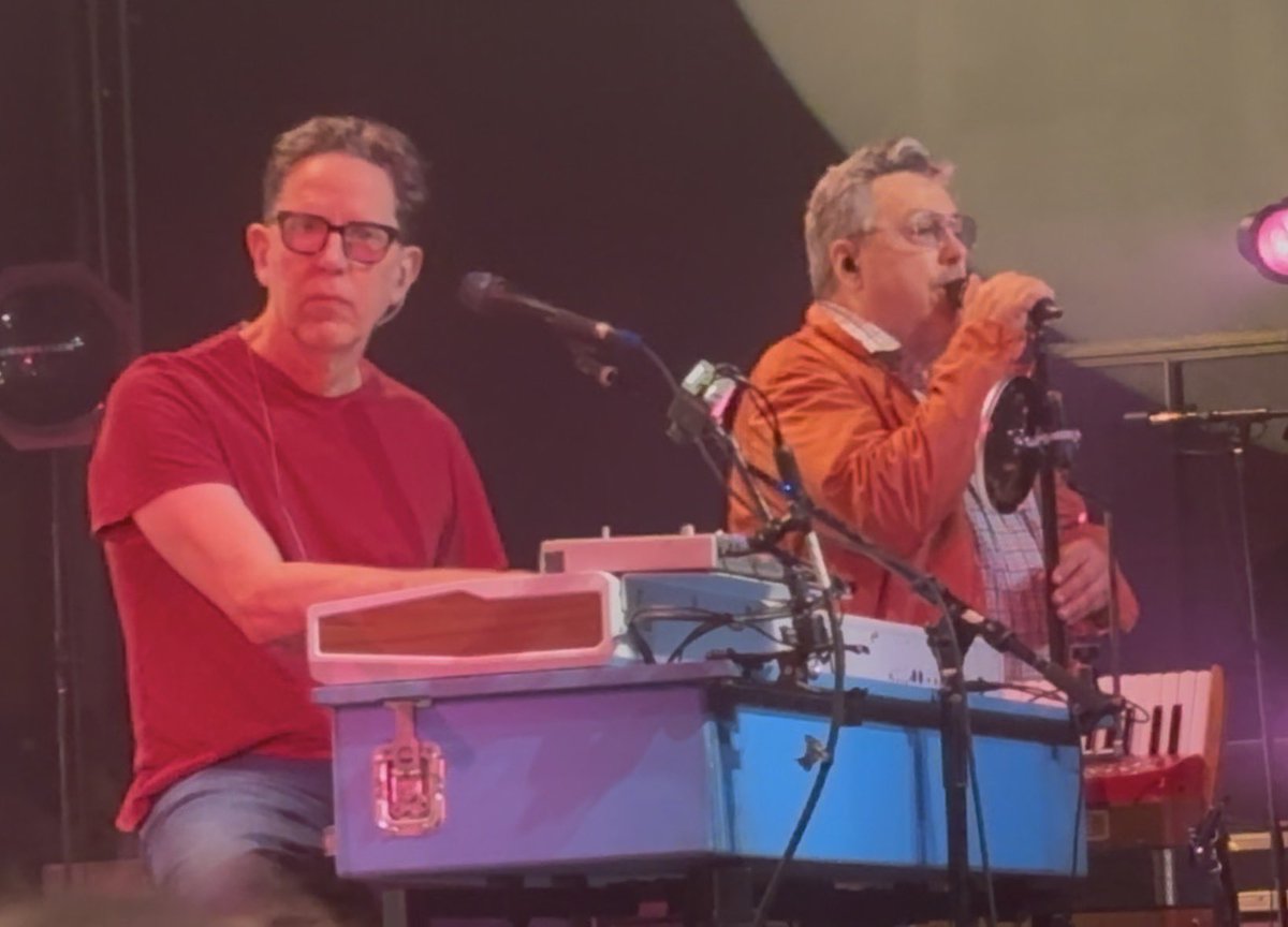Don't Let's Start: A Podcast About TMBG tweet media