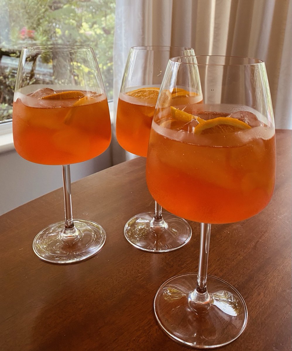 paulawilliamss's tweet photo. Bitterol Spritz :) @monikabauman @traffic1976 https://t.co/ZthBSheayN